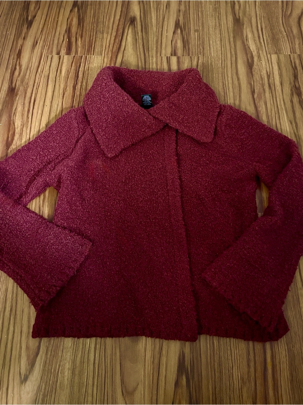 Elena Solano burgundy Cardigan with Wide Collar